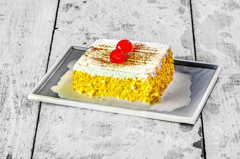 Pastel de tres leches (rebanada)